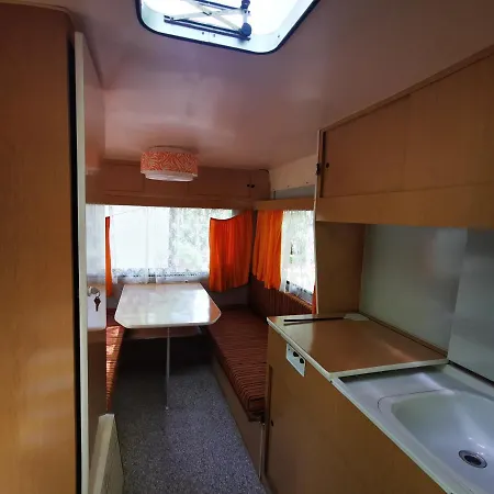 Kemping Ddr Kult Wohnwagen Direkt Am *