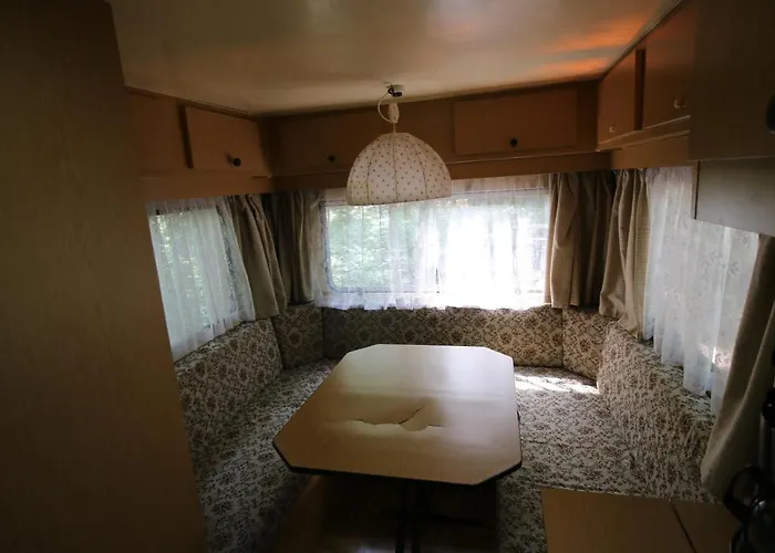 Ddr Kult Wohnwagen Direkt Am אתר קמפינג Kreptitz